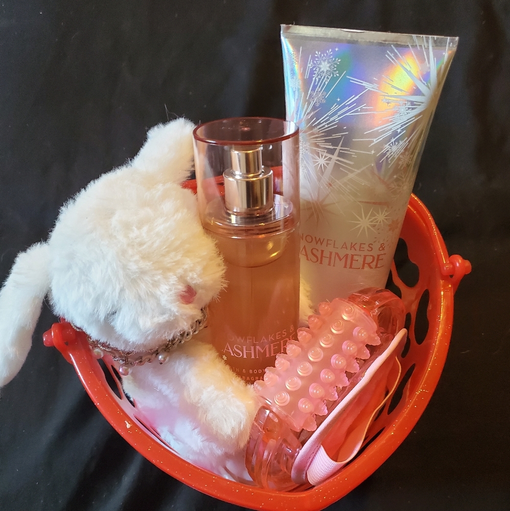 PLUSH BEAUTY DAY SPA SET